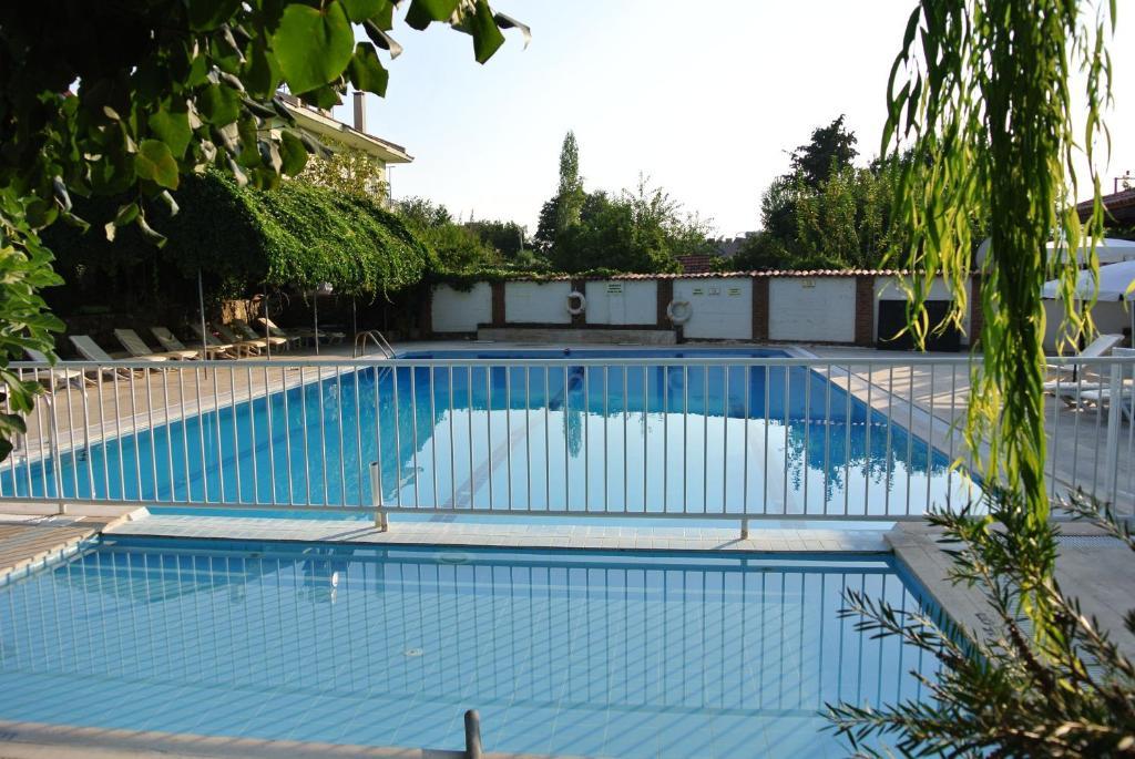 Salhan Apart Inn Hotel โอลลุนเดนิซ ภายนอก รูปภาพ